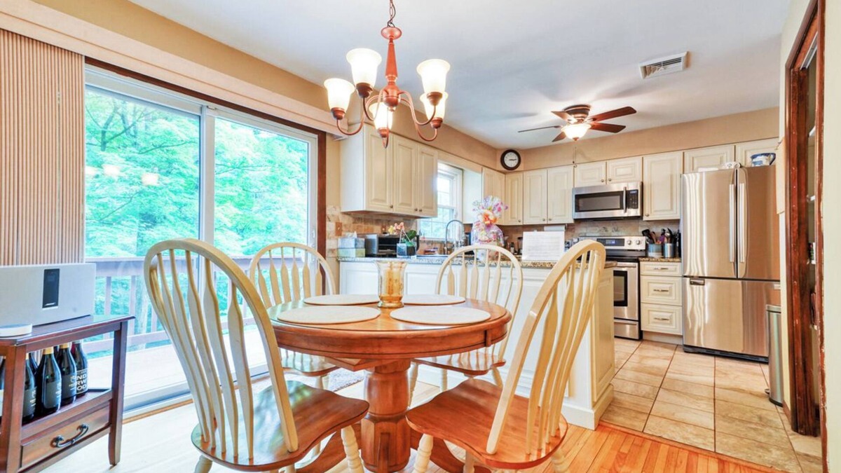 Cold Spring House | Charming Home in Cold Spring -18 mil or 30 mins drive to West Point