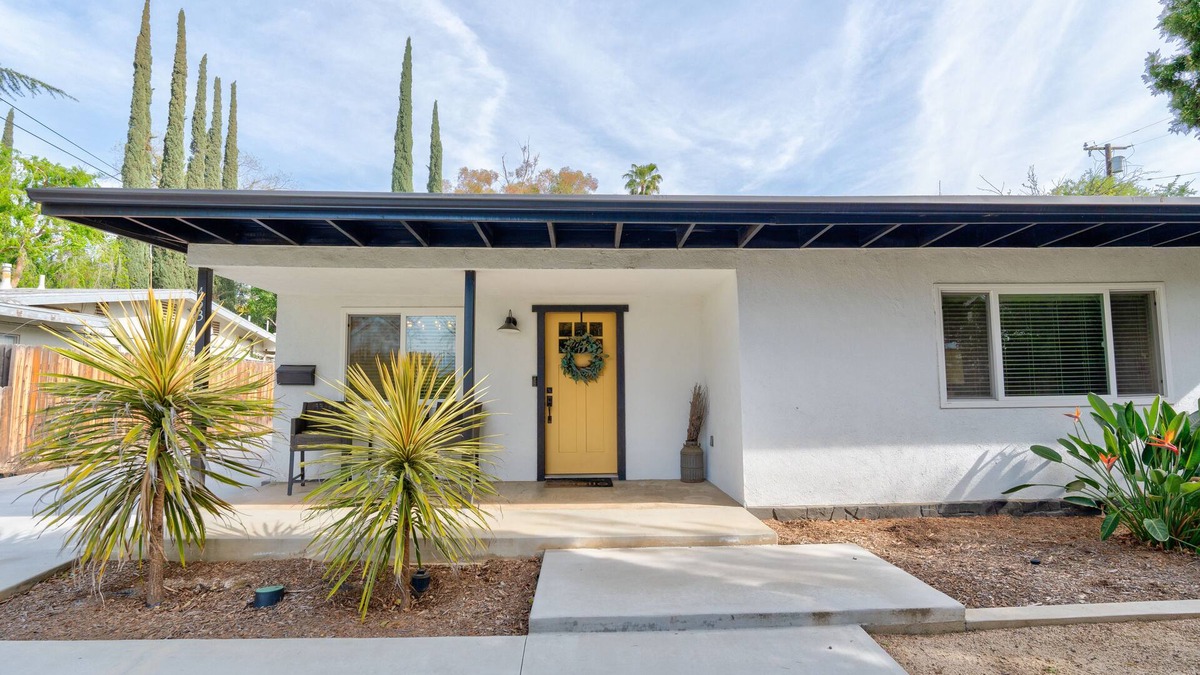 South Redlands House | Charming home just minutes from downtown Redlands