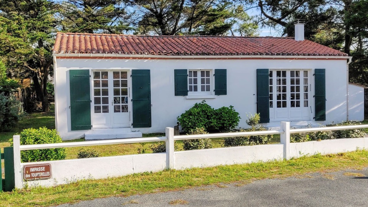 La Tranche-sur-Mer House | Charming house, 100 m from the beach