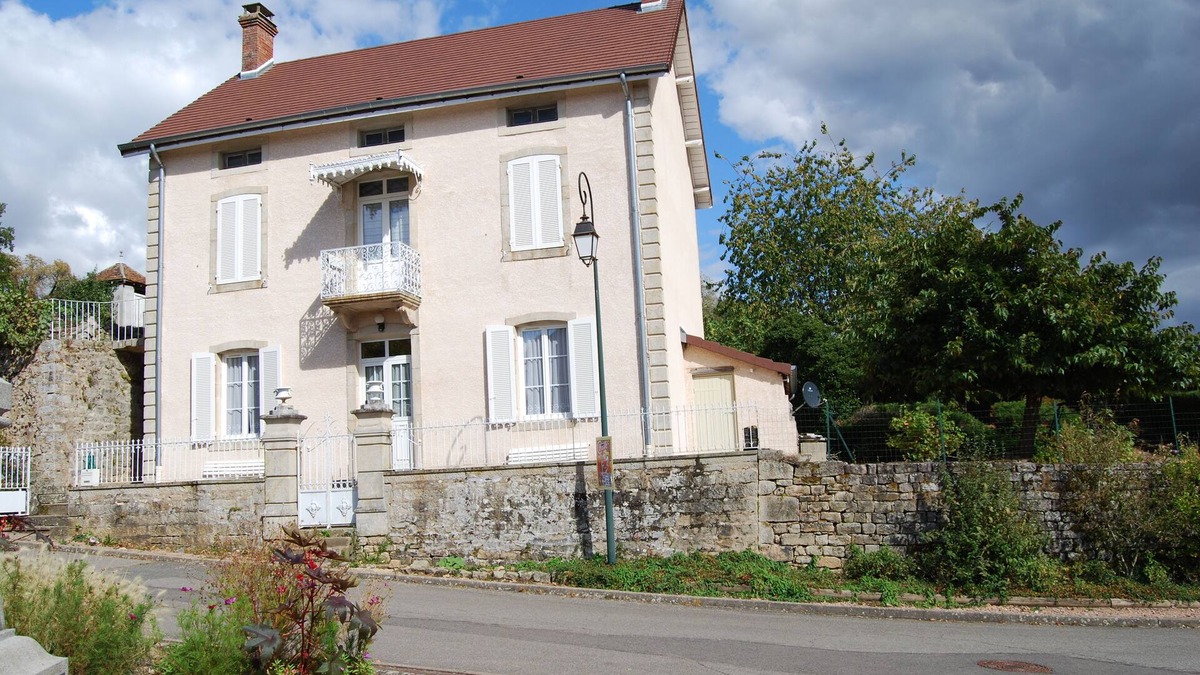 Martigny-le-Comte House | Charming house in Bourgogne sud with swimmingpool