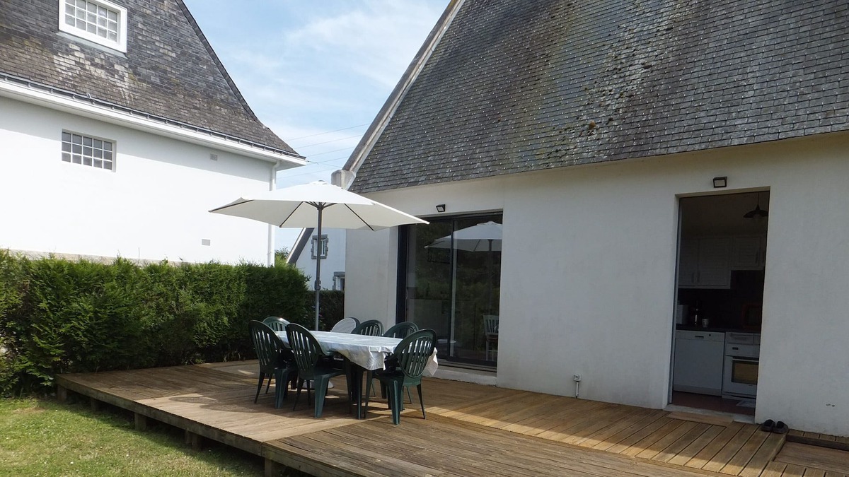 Kervoyal House | Charming house 150m from the sea