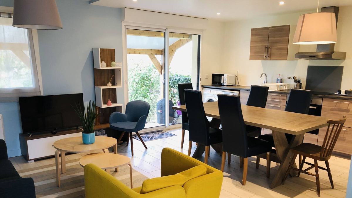 Bourdonne House | Charming House - 7 min Houdan, 35 min Versailles