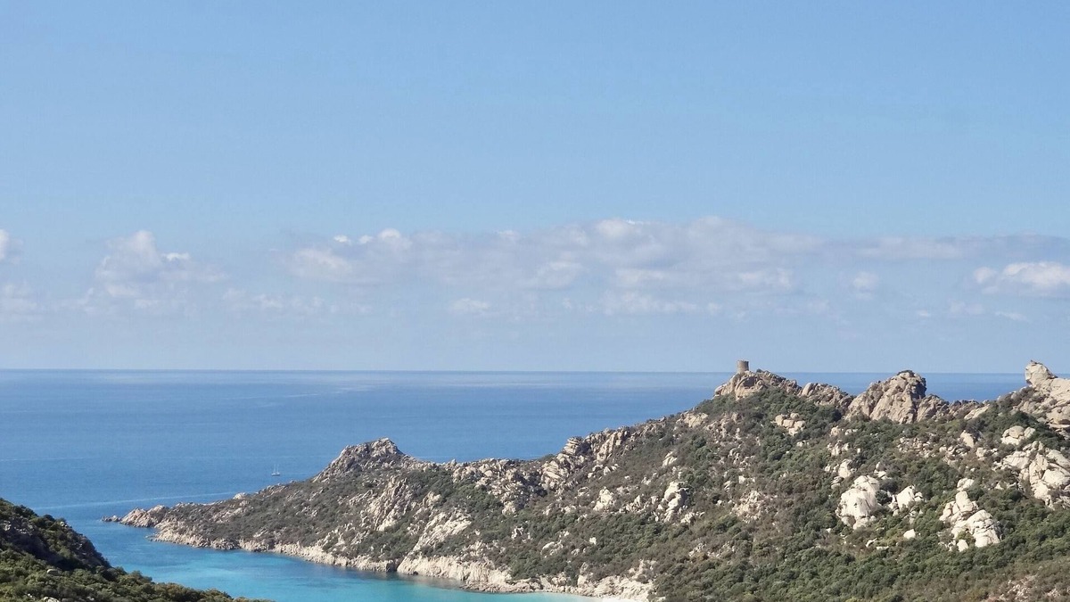 Azilone-Ampaza House | Charming house between sea and mountains