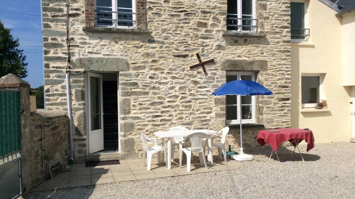 Tourlaville House | Charming house "Calm in the City"