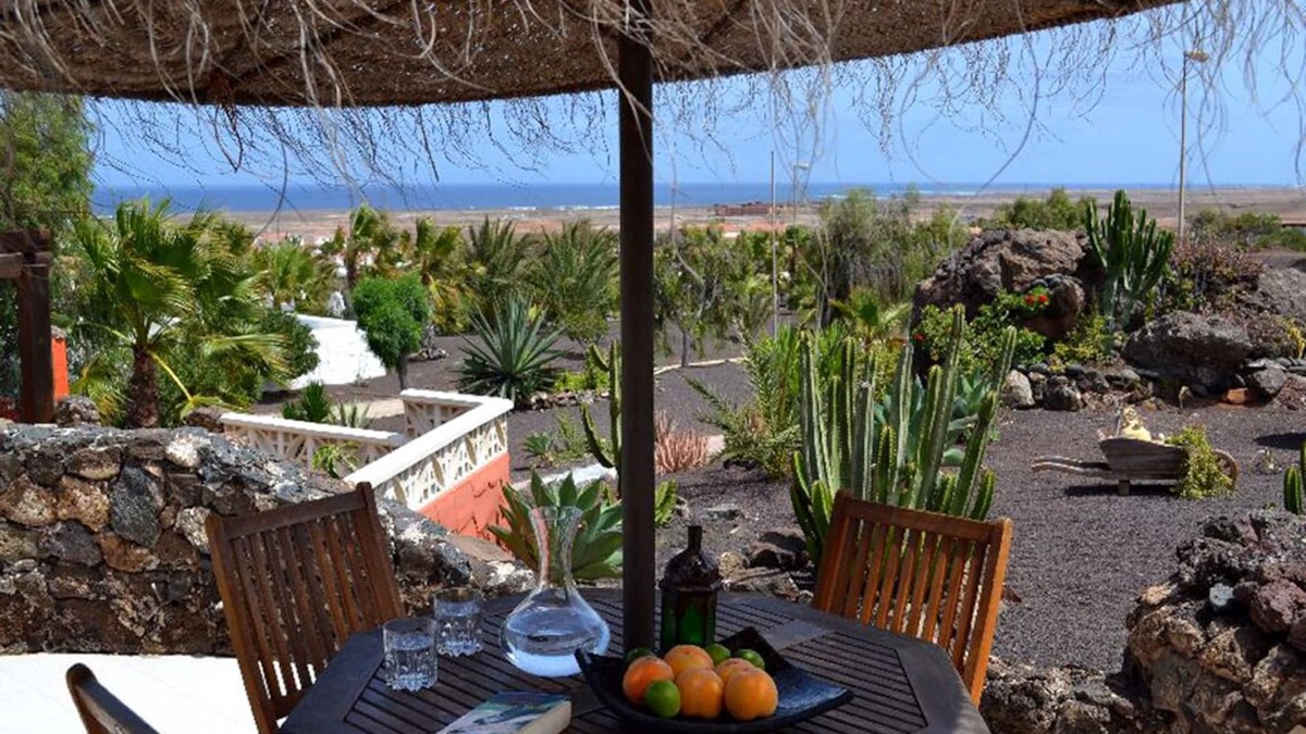Parque Holandes Ski Chalet | Charming house, splendid ocean view. Private terrace
