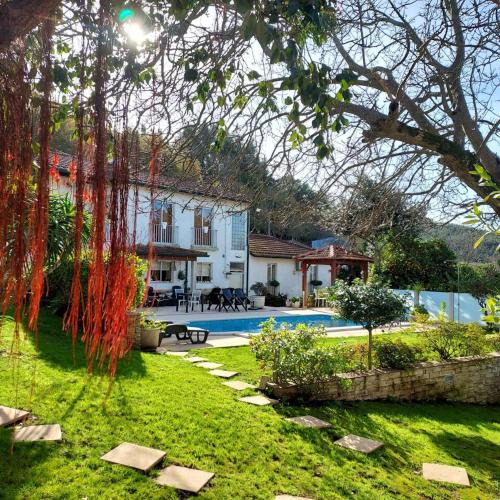 Meada House | Charming House in Águeda with Private Pool