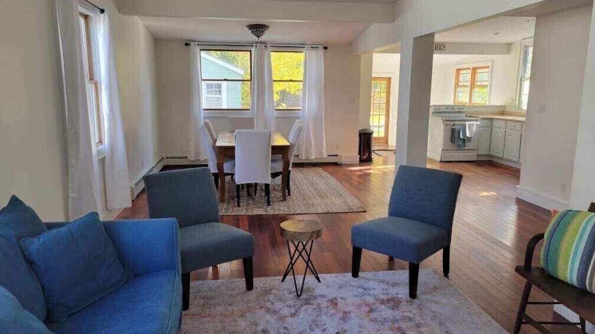 Bellport House | Charming house in Bellport Village.
