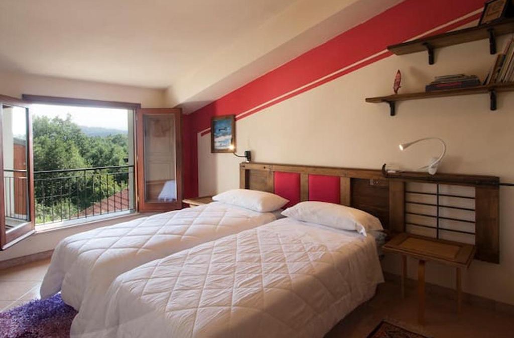 Decollatura House | Charming House in Decollatura with Jacuzzi