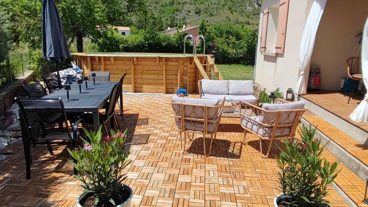 Les Omergues House | 🏡 Charming House in Haute-Provence – Pool & Nature