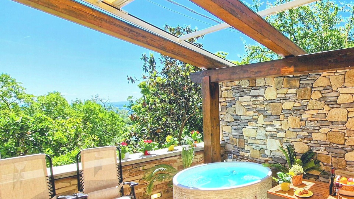 Giugnano House | Charming house in medieval village of Larciano Castello, (PT) 51036