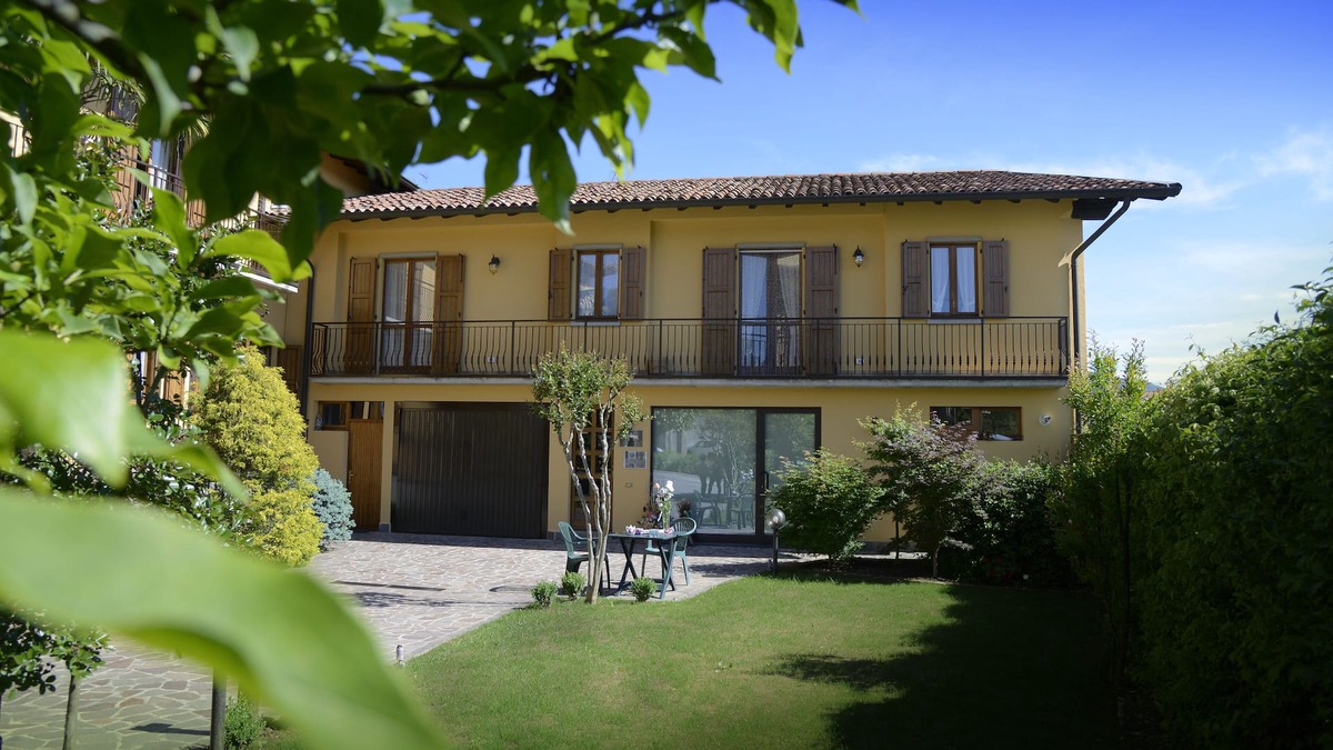 Barzana Apartment | Charming house in the historic center (016021-CNI-00002)