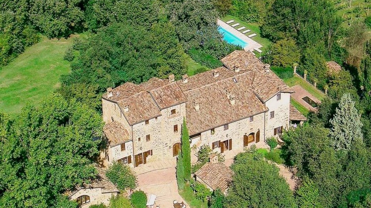 Umbertide House | Charming House in Umbria with Pool and Garden