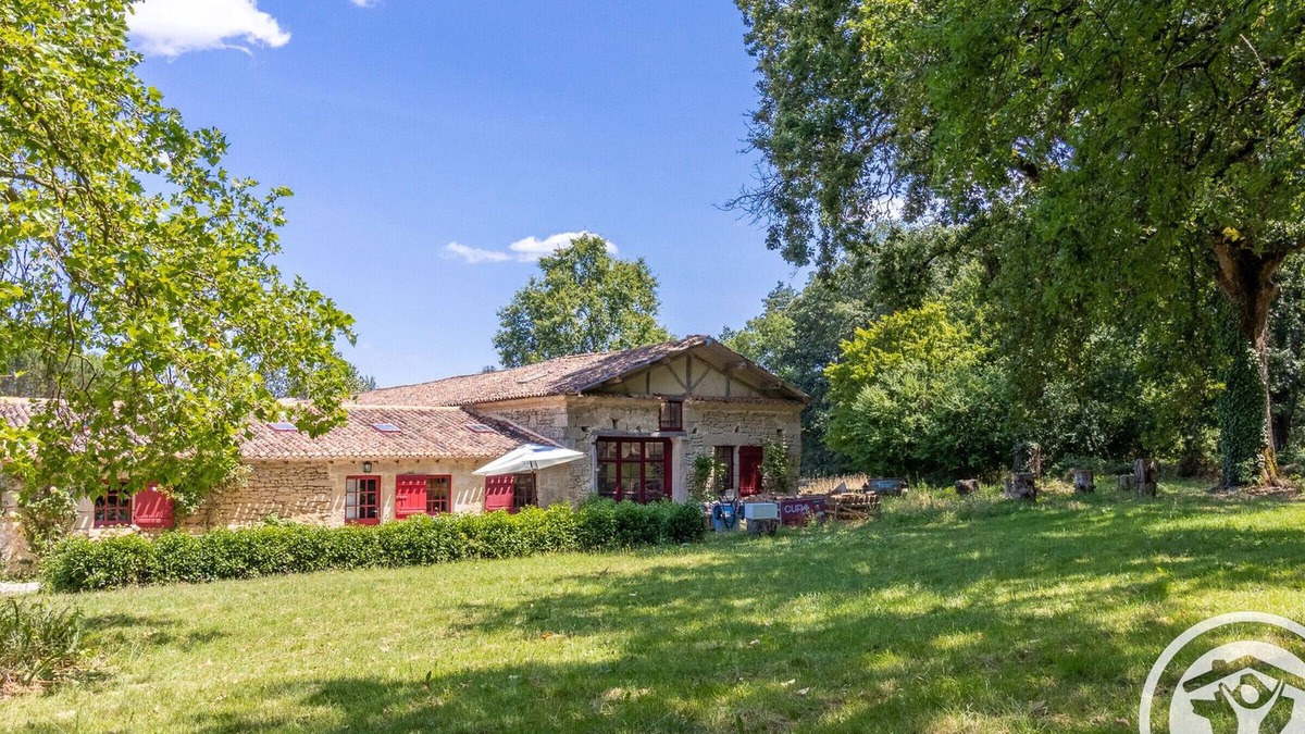 Brossay Cottage | Charming house near Montreuil Bellay with Wifi and Pets allowed
