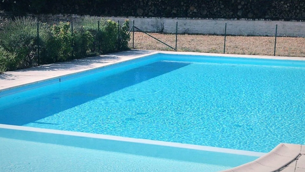 Saint-Jean-d'Angely House | Charming house pool view area les Granges