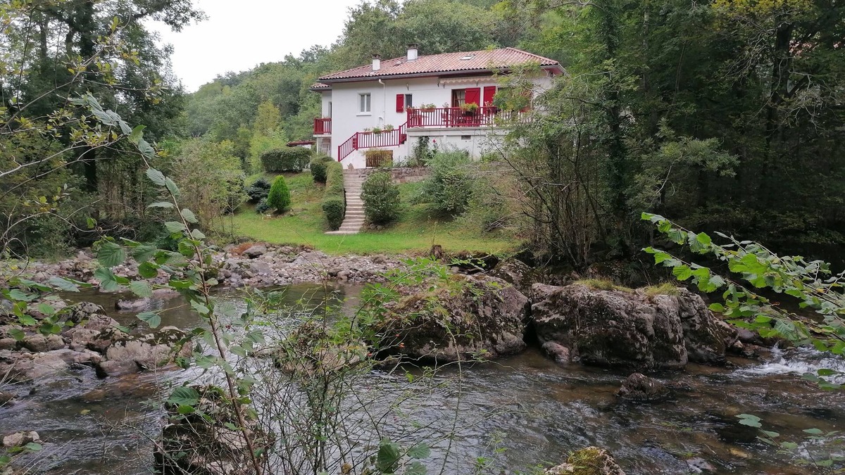 Esterencuby House | CHARMING HOUSE RIVIERE PAYS BASQUE