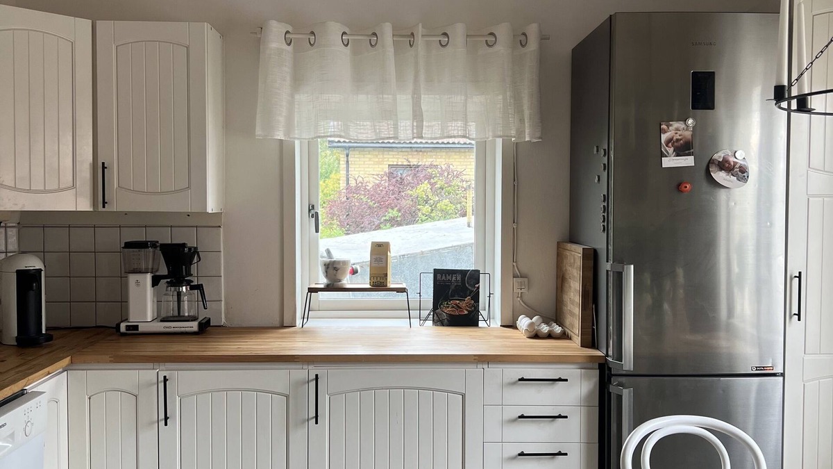 Edsberg House | Charming house with messy plot