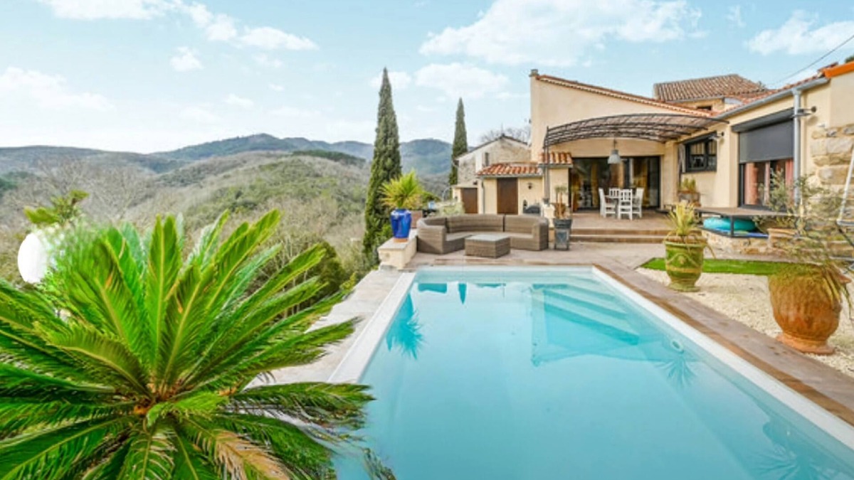Saint-Paul-la-Coste House | Charming house with infinity pool in the Cévennes.