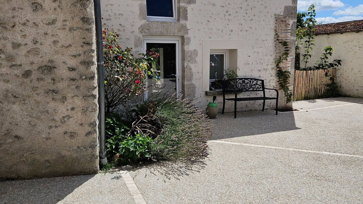 Messas Cottage | Charming house with terrace and enclosed garden in Messas