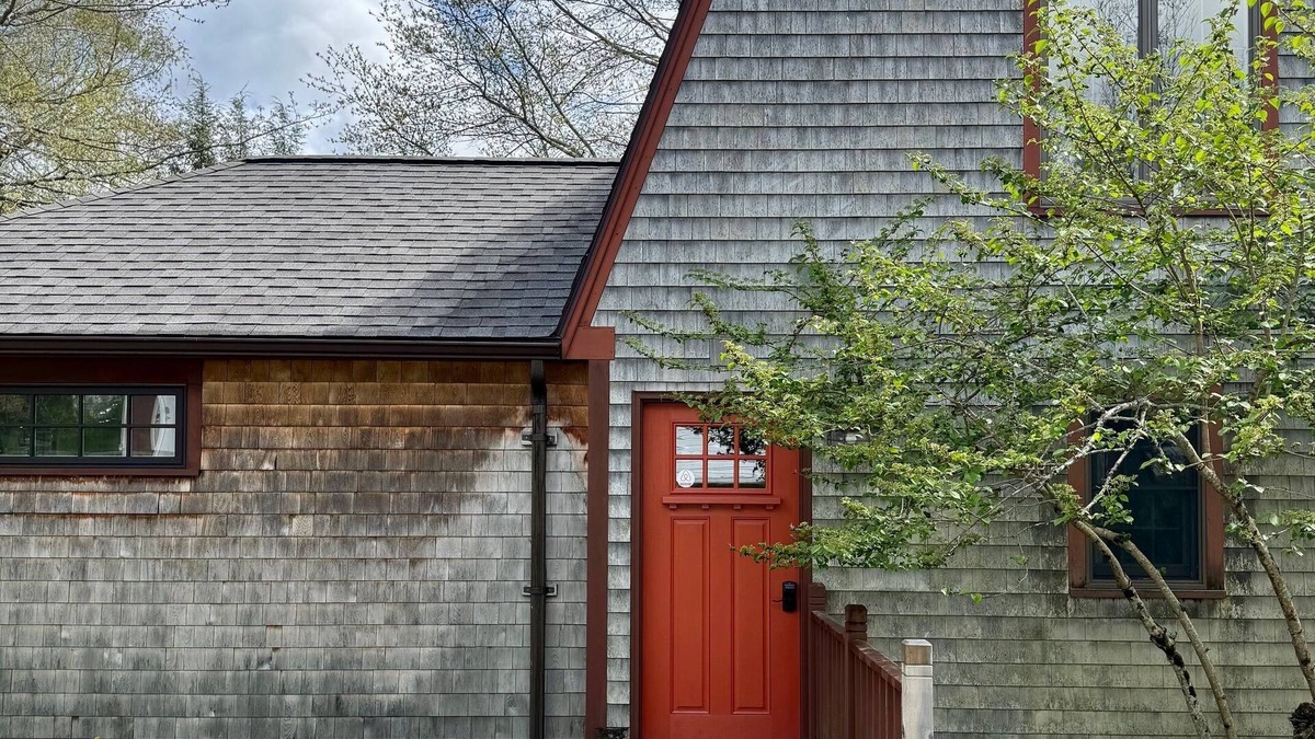 Blue Hill Apartment | Charming in-town apartment in scenic Blue Hill village near Acadia National Park