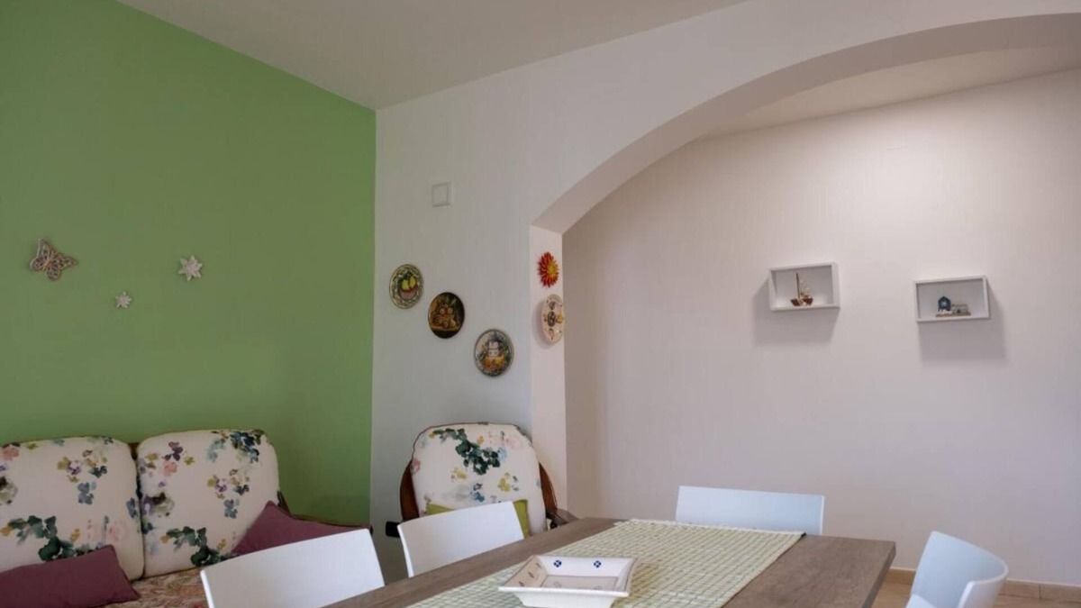 Margherita di Savoia Apartment | Charming Margherita di Savoia Apartment with Sea Views