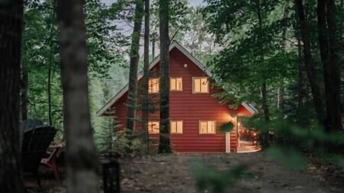 Faraday House | Charming Lakefront Cottage w/Hot Tub, Dock & Fire Pit