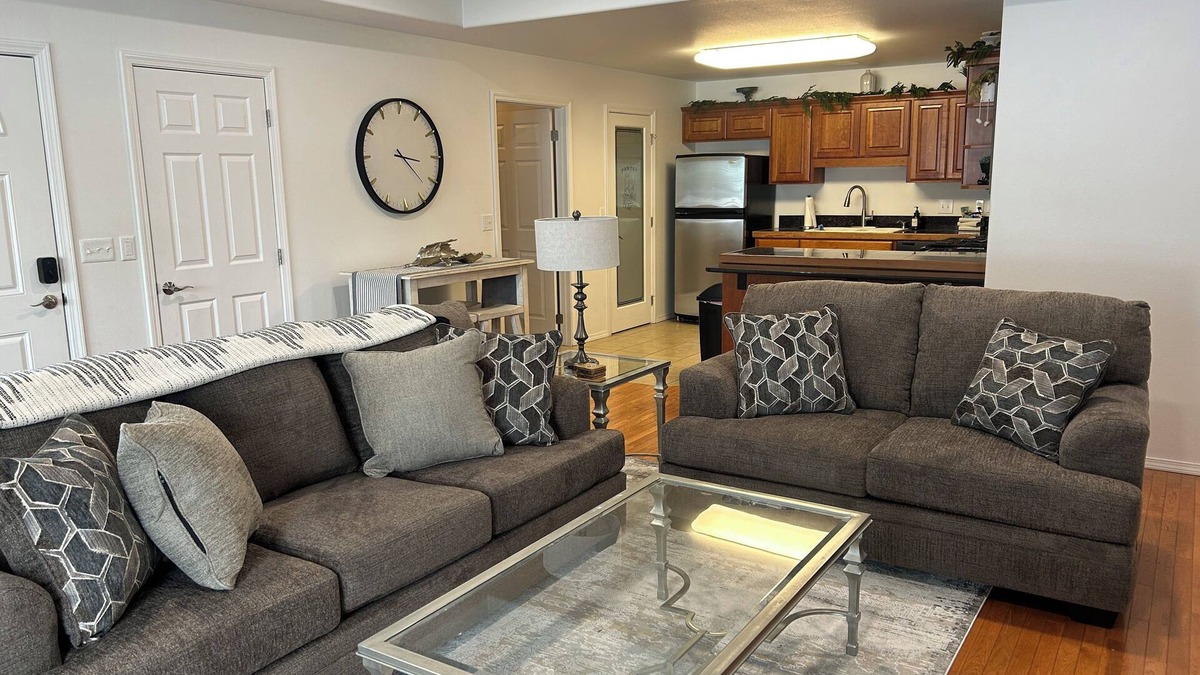 Lewiston House | Charming Lewiston, Idaho Get-Away! Wifi, King Bed, Pet Friendly