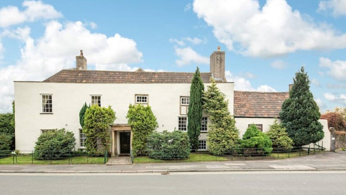 Cross House | Charming listed historic country house 3 miles from Cheddar Gorge