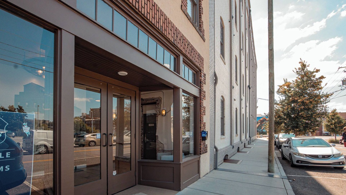 Old City Condo | Charming Loft in the Historic White Lily Building - Old City, Knoxville