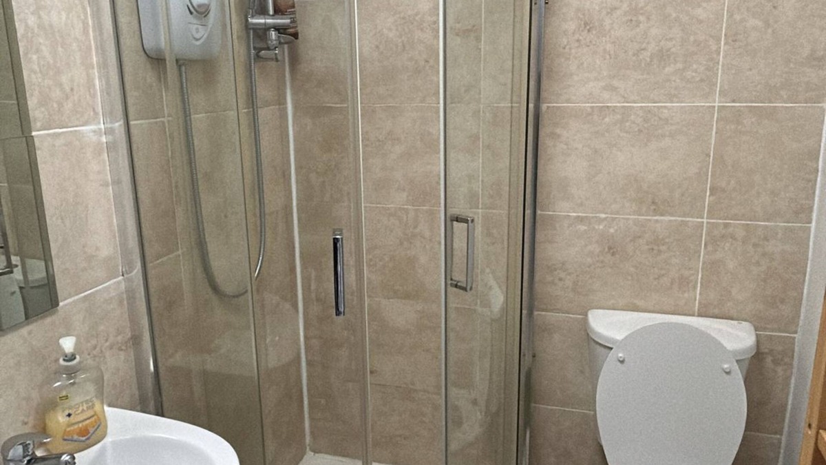 Hoe Street Apartment | Charming London apartment - with WiFi - Central station 5 minutes walk