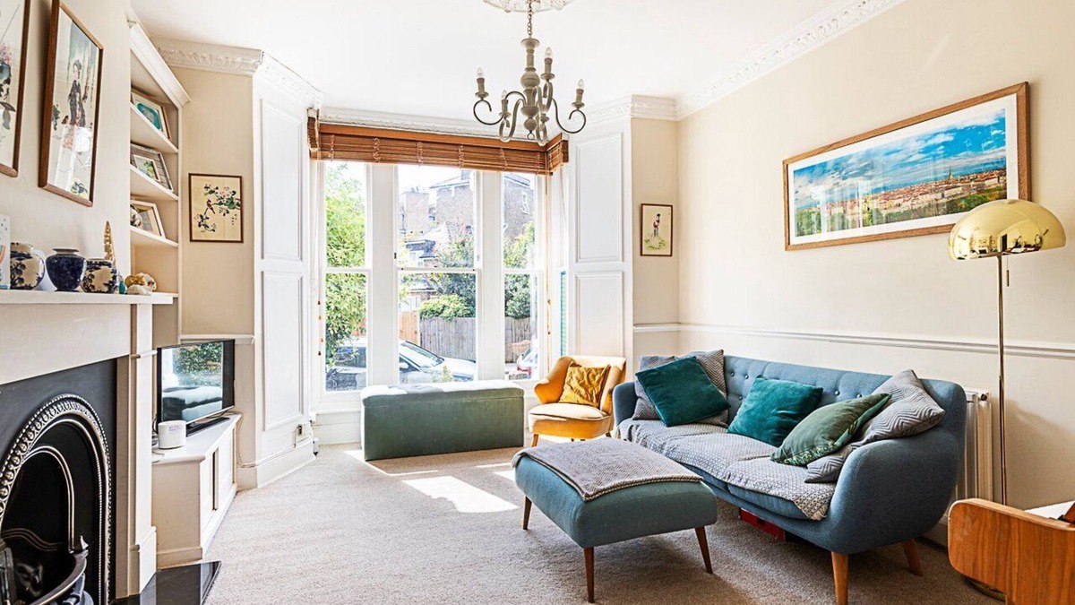 Brownswood Apartment | Charming London Retreat