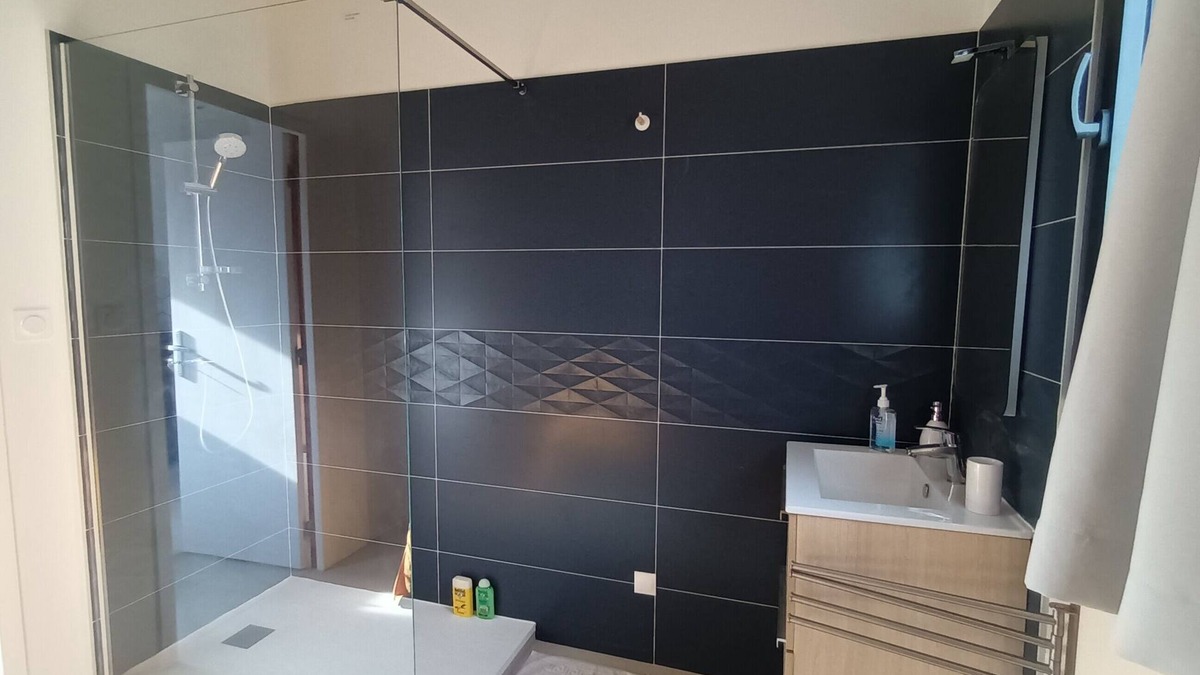 Genas House | Charming maisonette near Lyon, Groupama Stadium, Eurexpo, T'Exupéry airport
