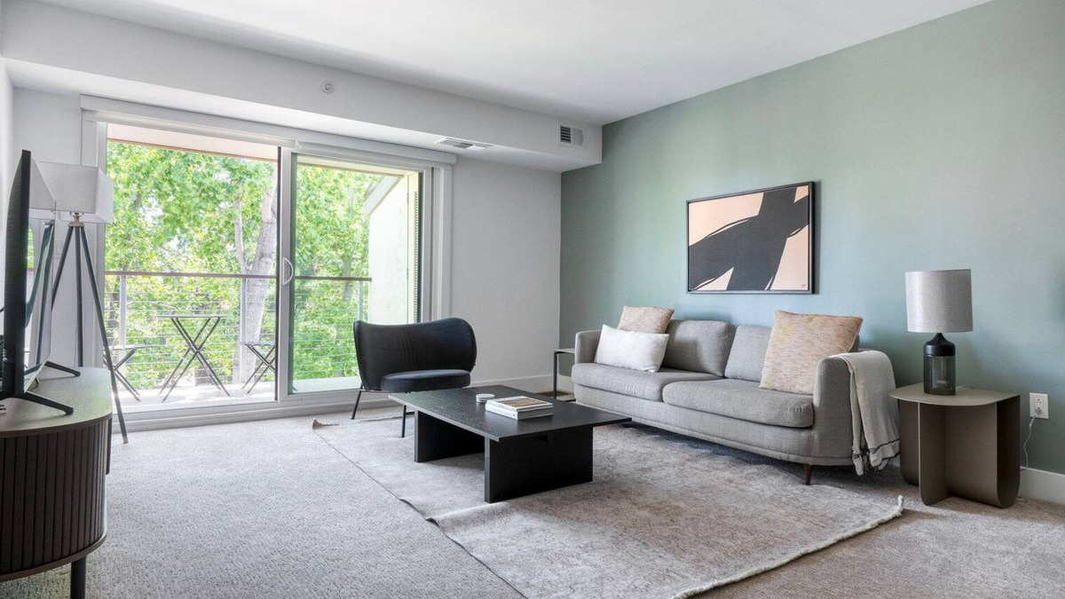Sharon Heights Apartment | Charming Menlo Park 1BR w/Gym & Pool, nr Shops, by Blueground