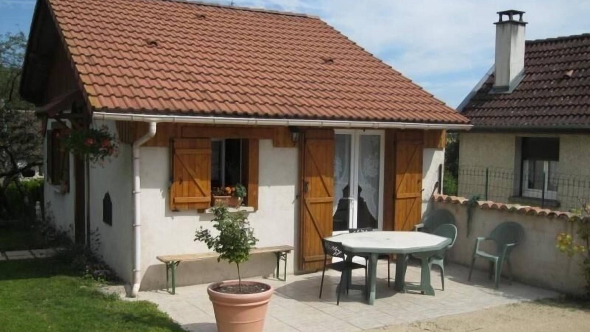 Sivry-la-Perche Cottage | Charming Meuse Cottage: Comfort, Nature, and Ideal Location
