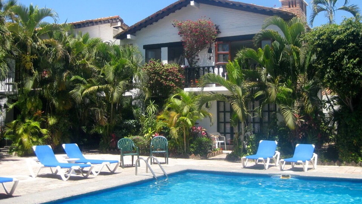 North Hotel Zone Condo | Charming Mexican Style Condo, across the street to the beach!