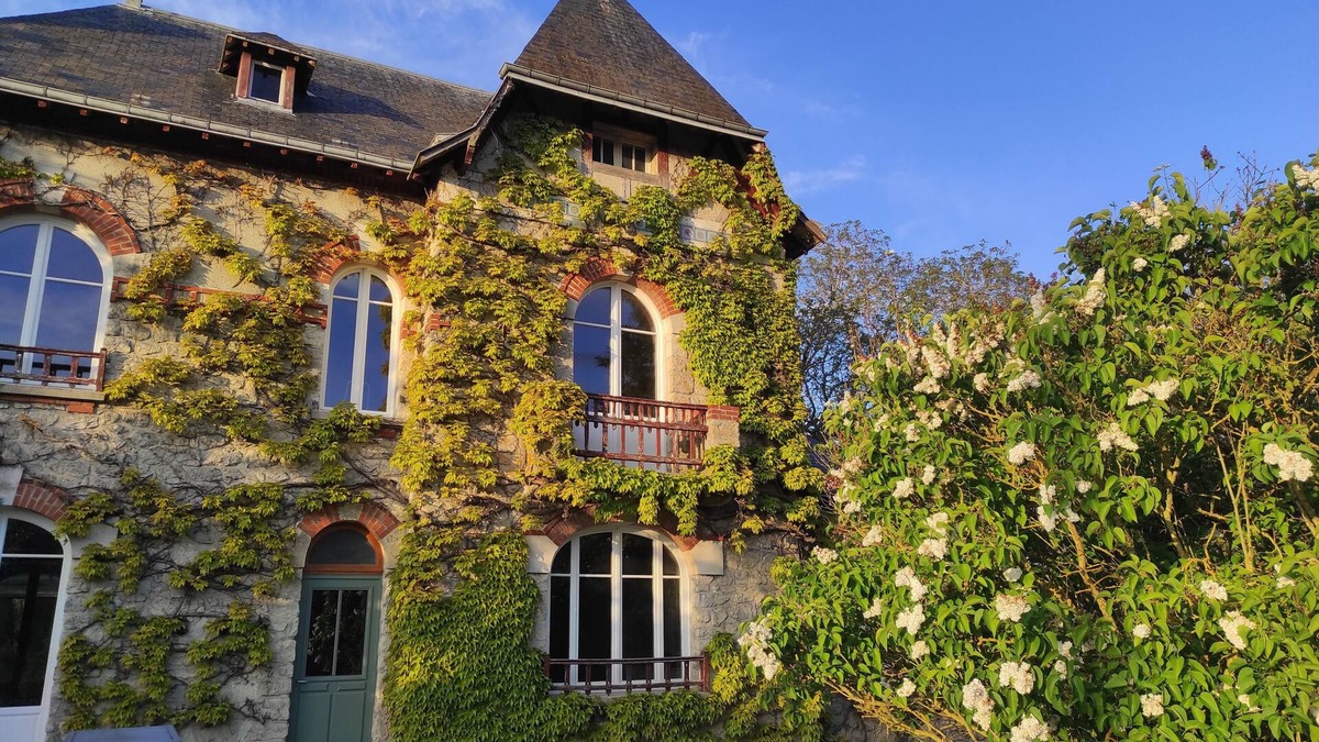 Loivre House | Charming millstone house in the heart of a peaceful village 10 minutes from Reims