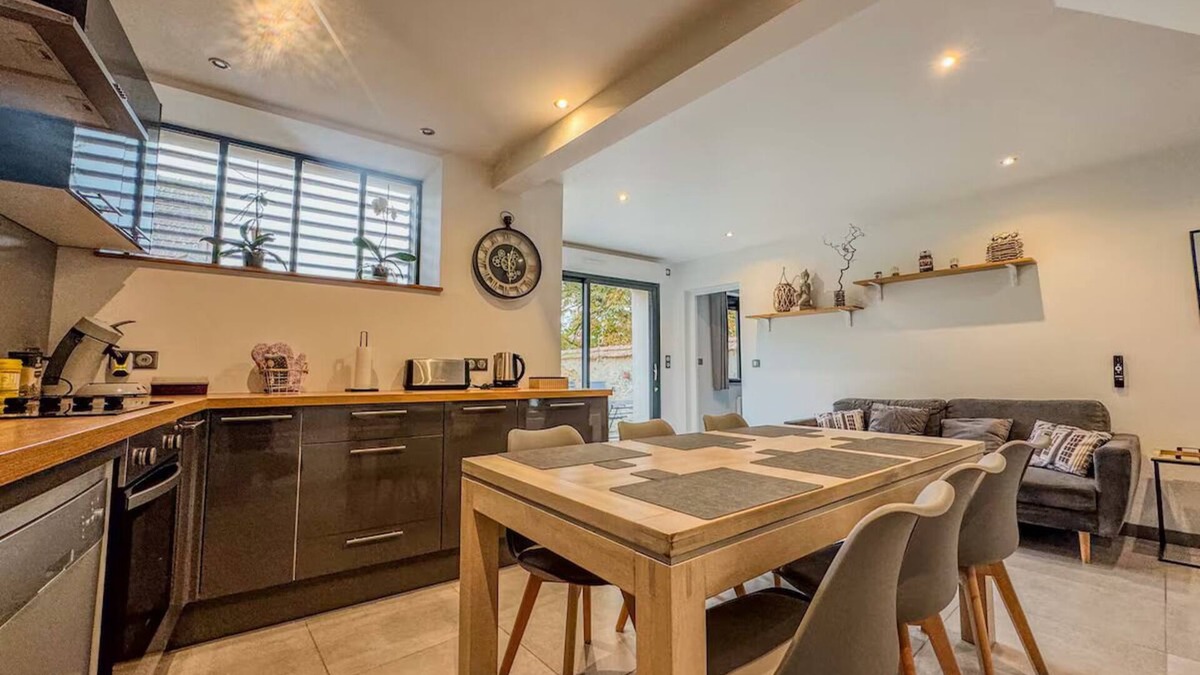 Sours House | Charming modern house near Chartres