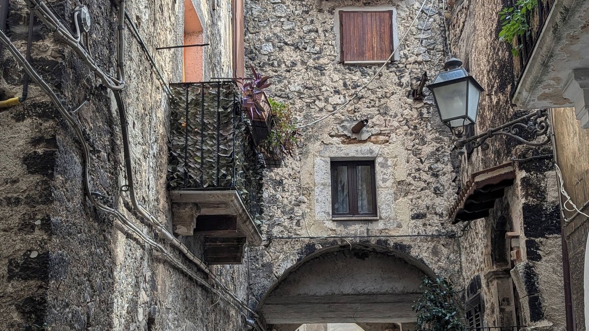 Pacentro House | Charming Mountain Retreat in Pacentro, Italy
