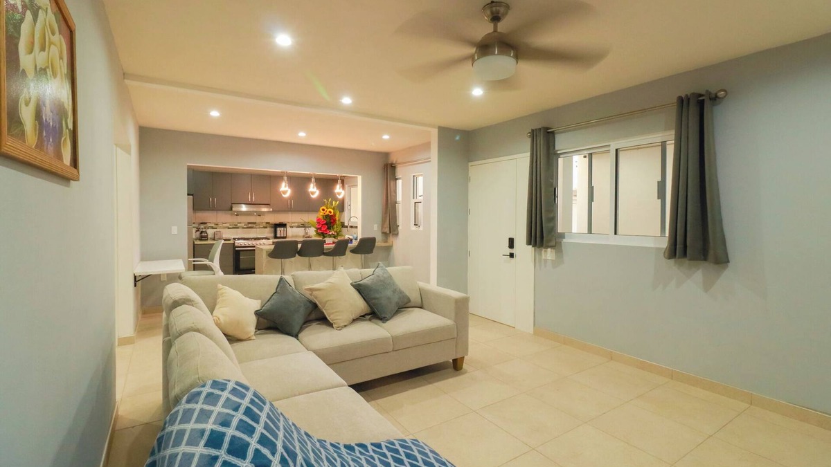 Santa Cruz Xoxocotlan Apartment | Charming and Modern! Apartment, 10 min from the Zócalo of Oaxaca.
