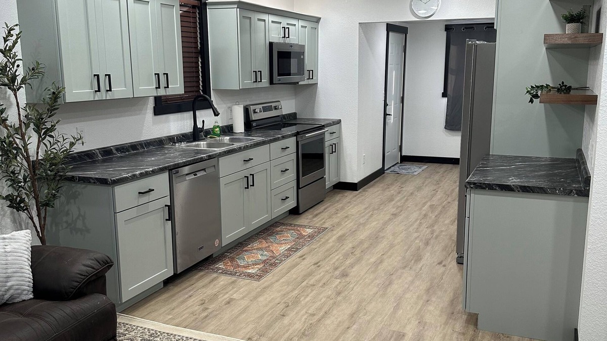 Scotland House | Charming newly remodeled 3 bedroom house in crane
