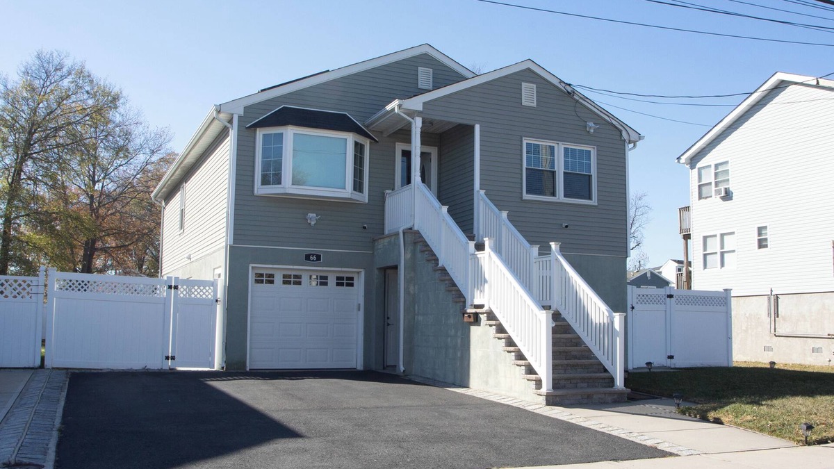 Keansburg House | Charming newly renovated 3-bedroom house two blocks from sandy beach