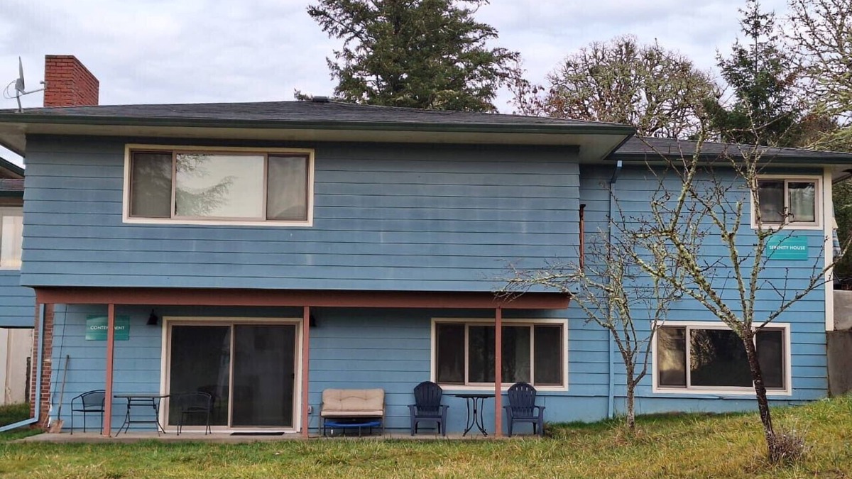 Gaston House | Charming, newly renovated 5-bedroom house with modern comfort and tranquility.