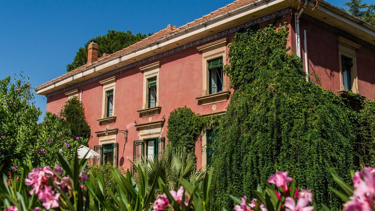 Caltagirone Villa | Charming nineteenth-century villa in Caltagirone
