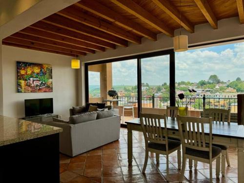 Atascadero Apartment | Charming No Stairs Near DT Security Pool Parking