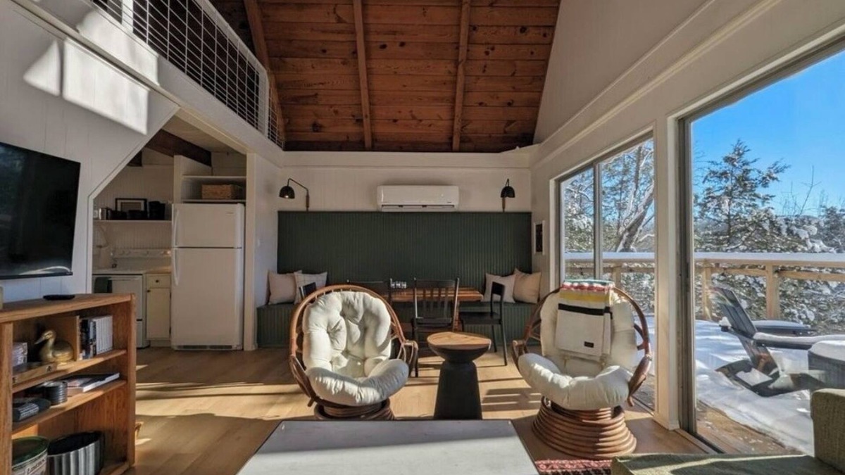 Flat Hollow Marina Cabin | Charming Norris Lake Cabin with views and boat slip @ Marina!