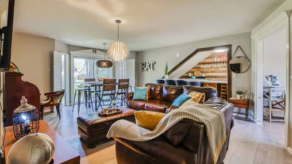 El Paso Condo | Charming Oasis Apartment