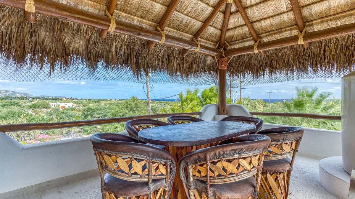 Buenos Aires House | Charming Oasis near Beach, Town, and Adventure!
