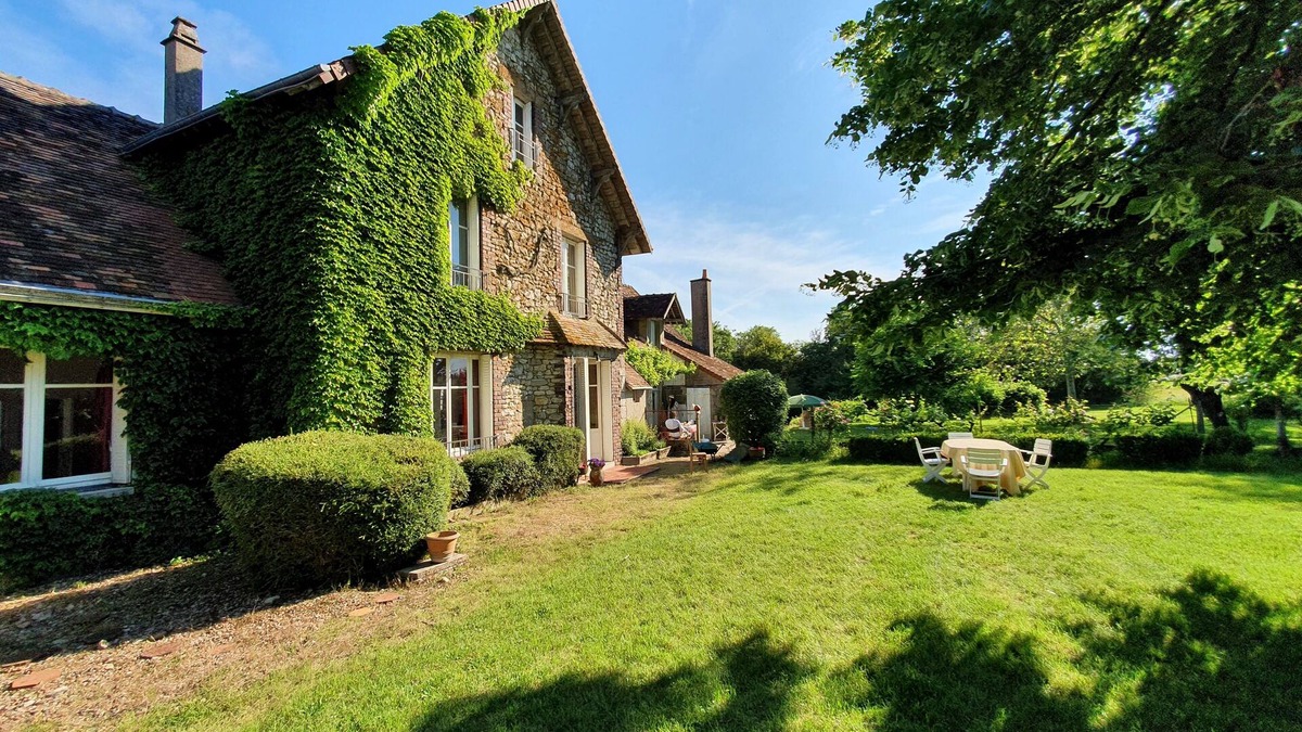 Tourailles Other | Charming old farmhouse in the fields