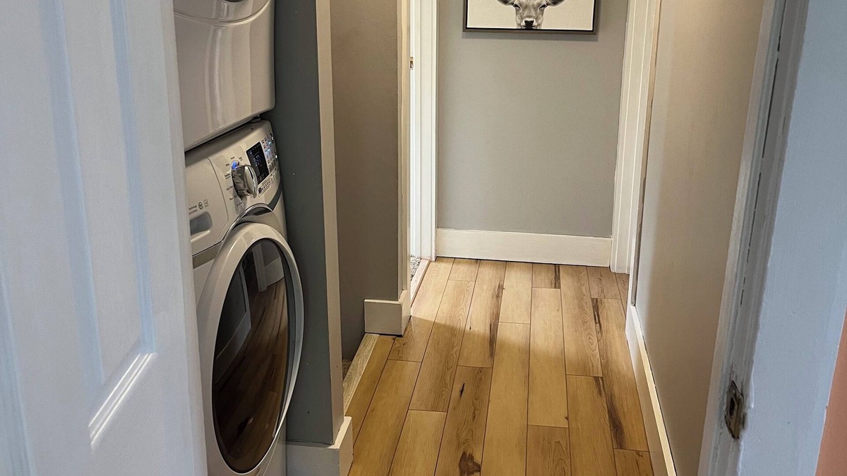 Milton Apartment | Charming Old Home