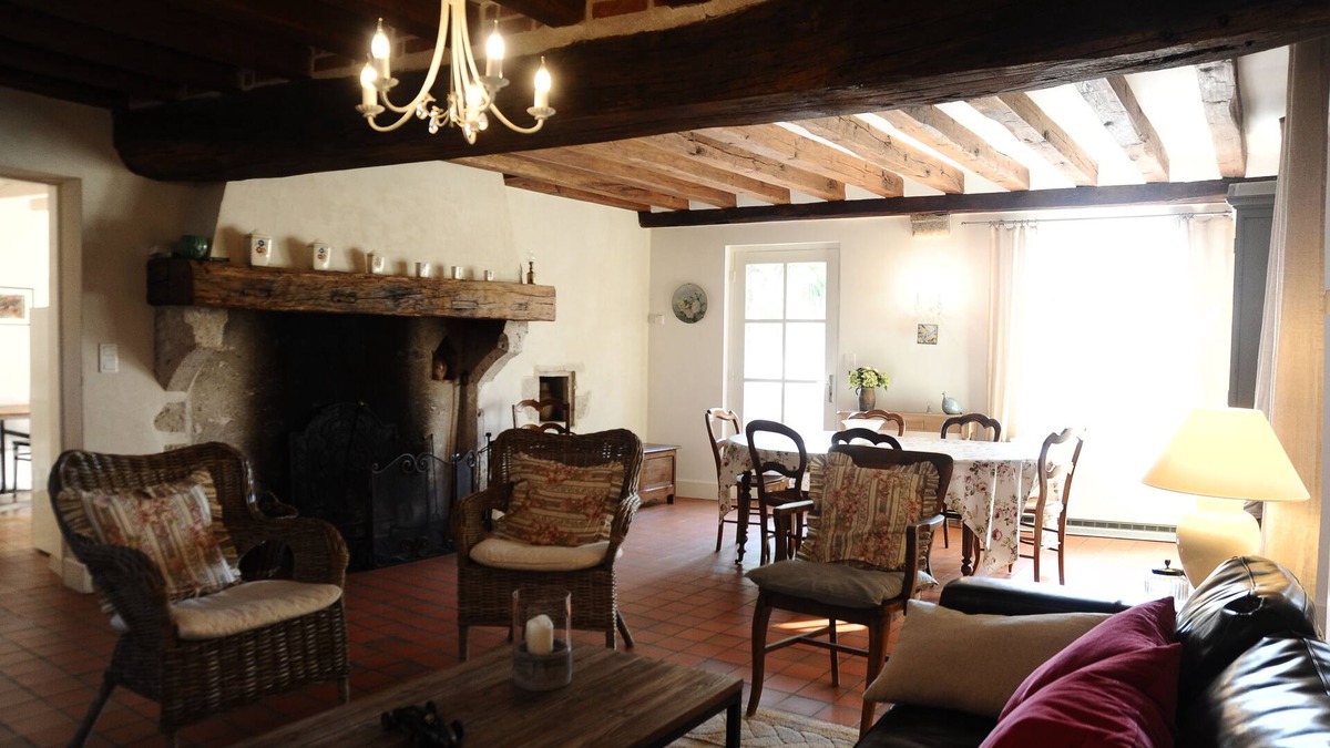 Saint-Denis-sur-Loire House | Charming old house in Saint Denis sur Loire