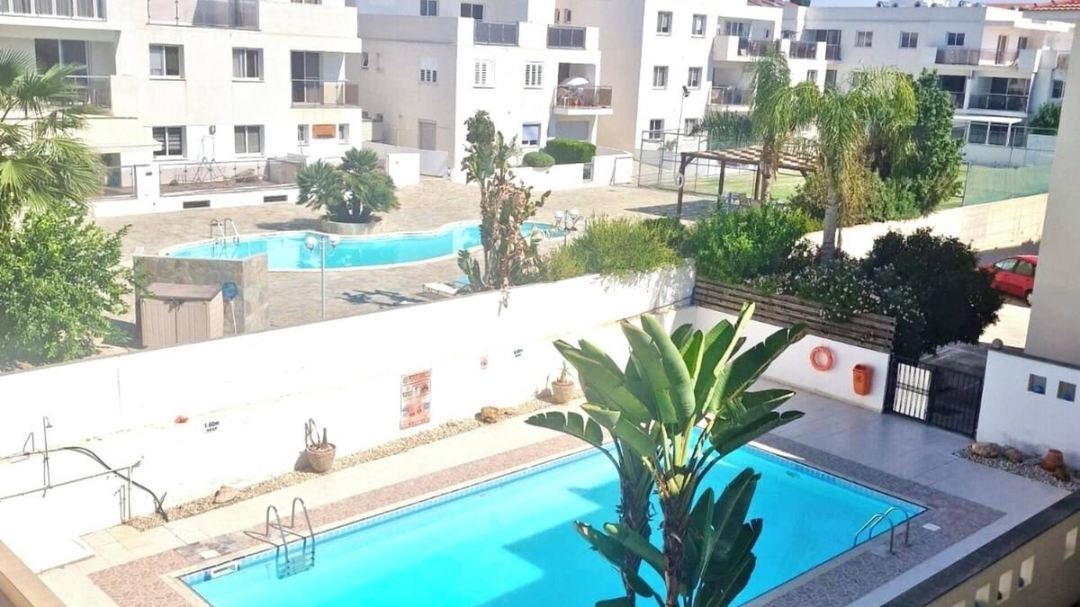 Oroklini Bed & Breakfast | Charming Oroklini Penthouse with Ocean Views and Private Parking